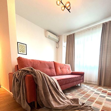 Urban Parkside Retreat Cozy 2-Bed Ap By Metro Apartment Bucharest Exterior photo